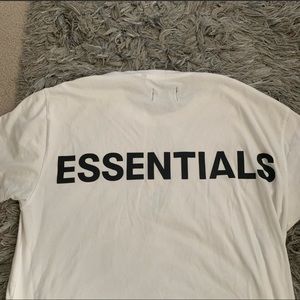 Fear of god boxy fit tshirt